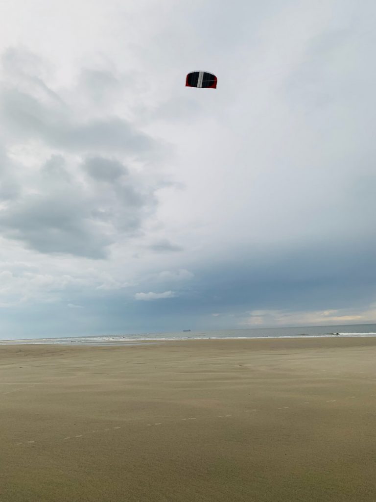 Drachensteigen am Strand von Langeoog