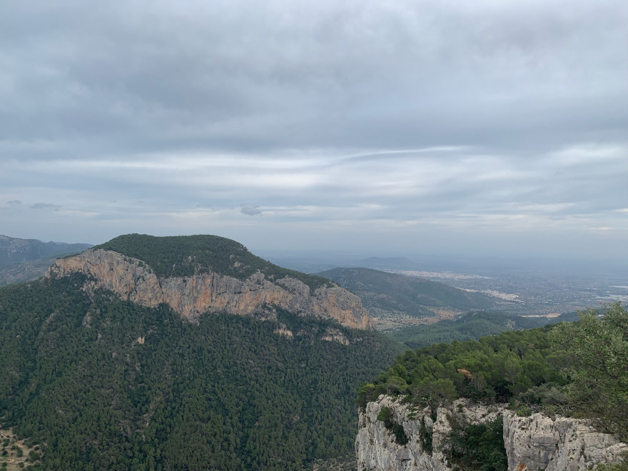 Wanden auf Mallorca Castell Alaro Aussicht vom Castell Alaro11