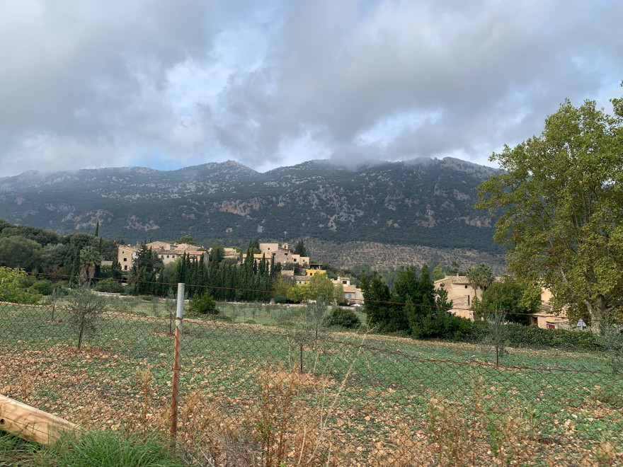 Wanden auf Mallorca Castell Alaro Autofahrt Durch Bunyola nach Orient 5