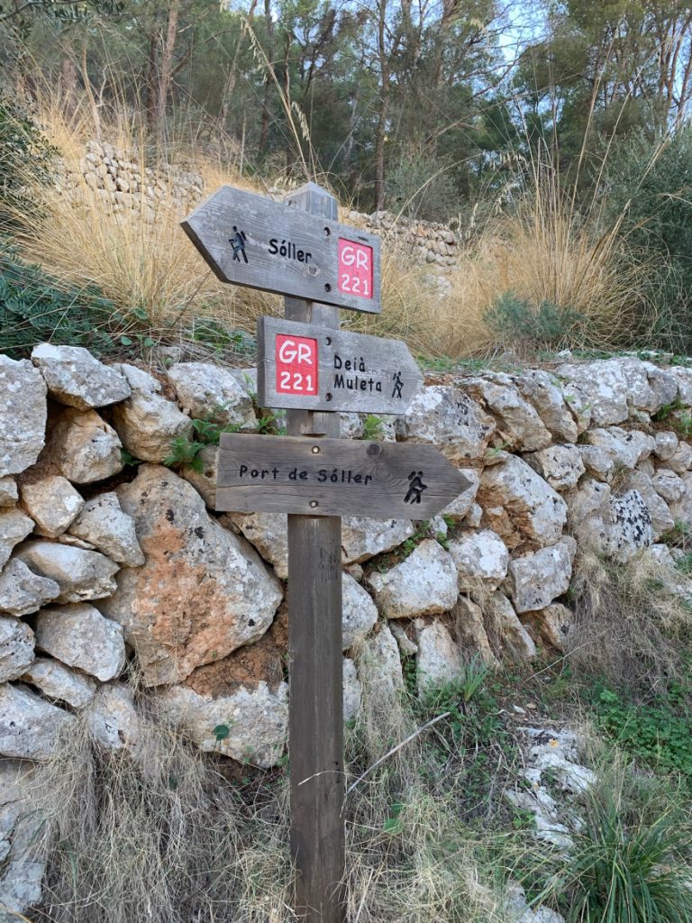 Wandern auf Mallorca Runde von Port de Soller Cap Gros und Refugi Muleta 53