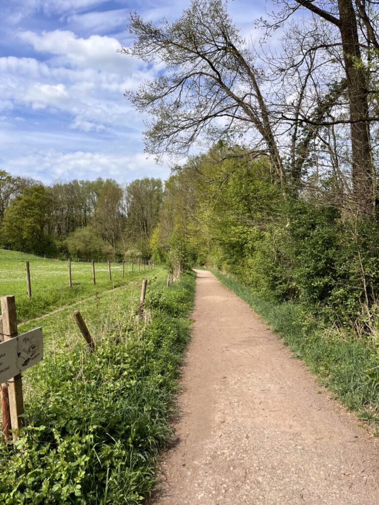 Wandern im Neandertal Entlang der Düssel in den Düsselauen 42