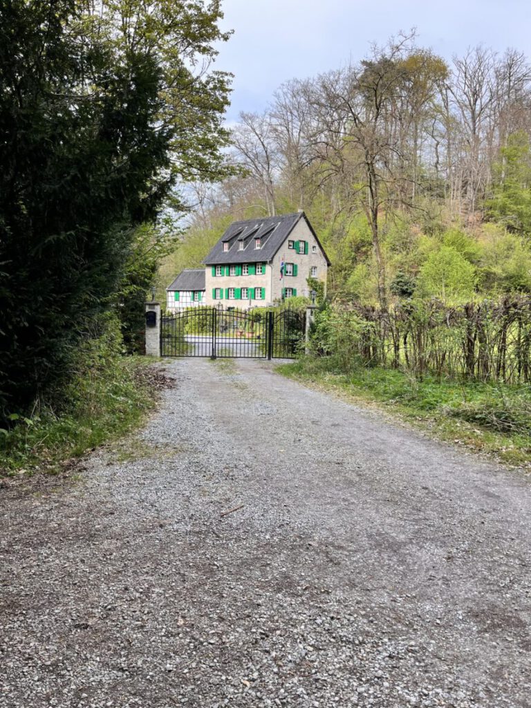 Wandern im Neandertal Entlang der Düssel in den Düsselauen 48