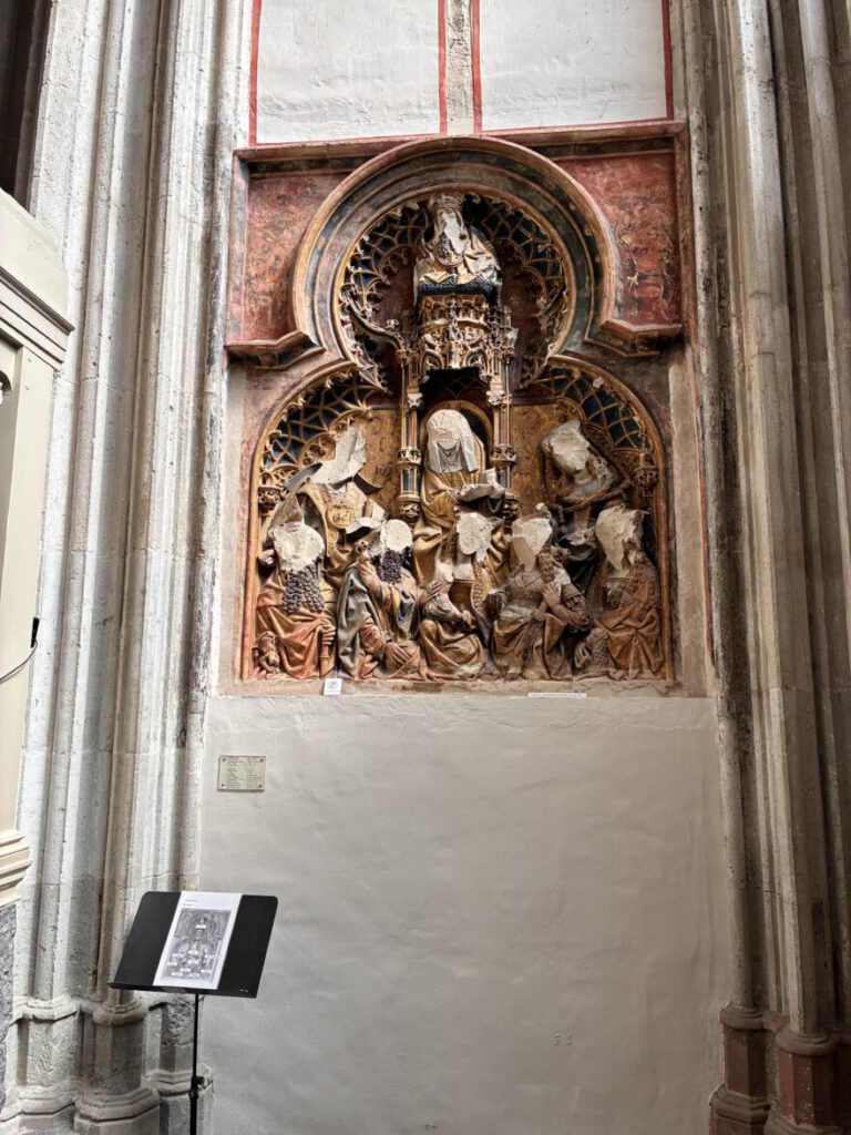 Städtetrip Utrecht Im Dom und Kreuzgang 5